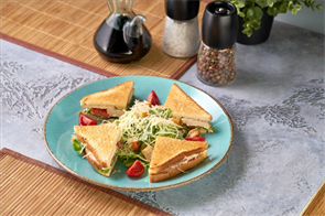 Сендвич салат 00788