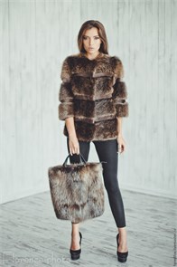 {{productViewItem.photos[photoViewList.activeNavIndex].Alt || productViewItem.photos[photoViewList.activeNavIndex].Description || ' Куртка мех. женская "ВЕРОНА 16Q**'''", овчин 111111'}}